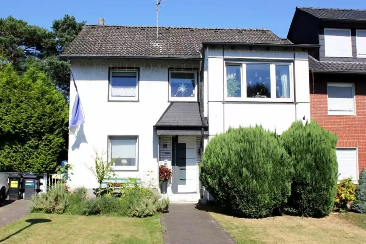 3 Zimmer Wohnung Zum Verkauf 44805 Bochum Harpen Rosenberg Mapio 3-zimmer-wohnung-zum-verkauf-44805-bochum-harpen-rosenberg-mapio